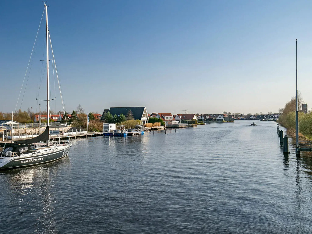 Welcoming Holiday Home in Grou Near River