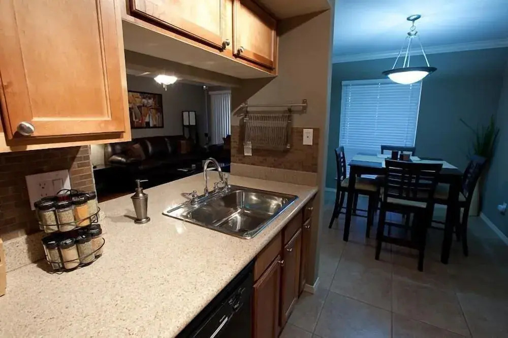 Hangout By Signature Vacation Rentals