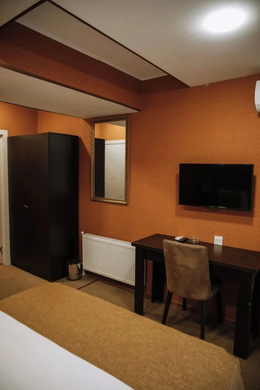 Address Hotel