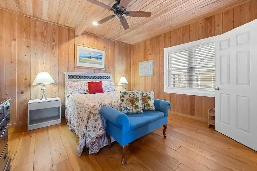 Laughin Place V 5 Bedroom Home by Peace Vacations