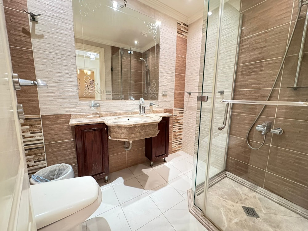 4 Bedrooms Apt. Zamalek-Mynt Hospitality
