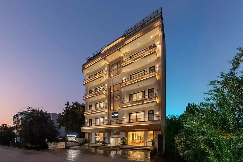 Qotel Signature - Golf Course Road