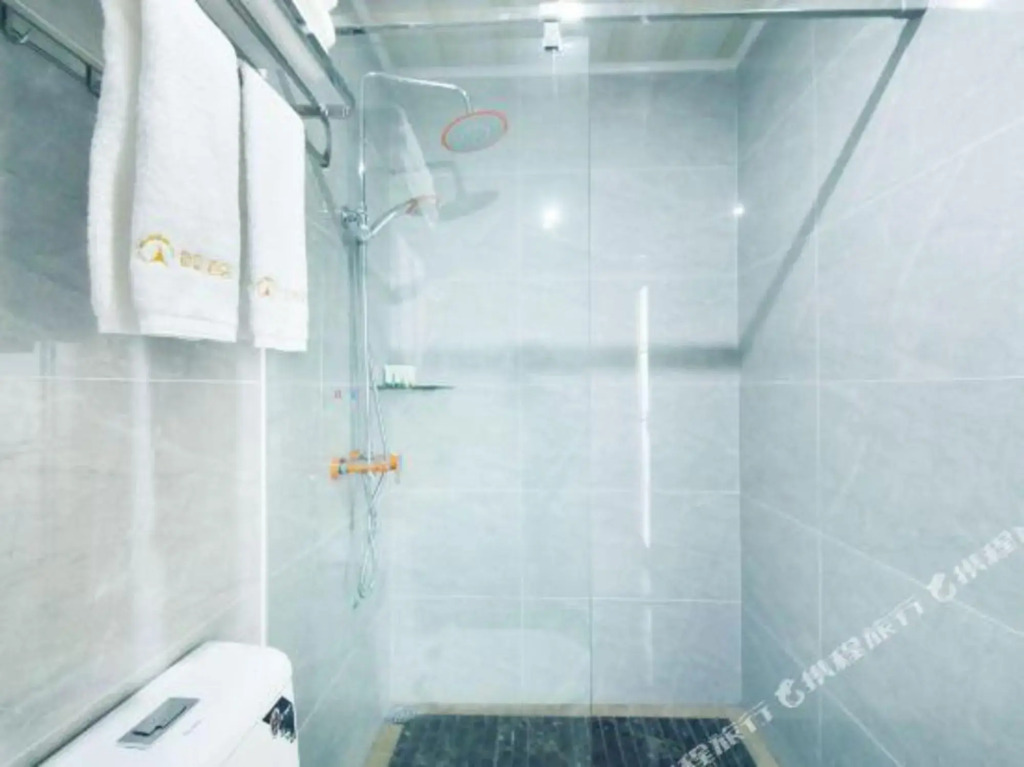 Yangjiang Yujing Hotel (Xinda City Times Square Branch)