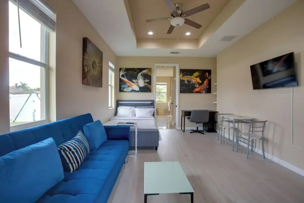 Cozy Couples Retreat w/ Porch in Cape Coral