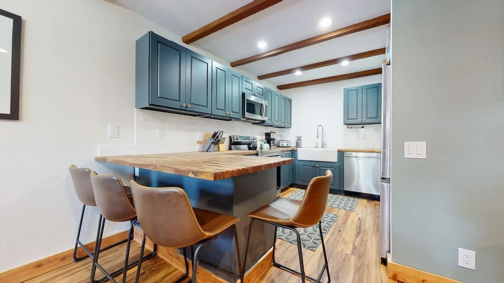 Val DIsere 32 Pet-Friendly, Walk To The Village, Private Washer Dryer, Spacious Floorplan condo