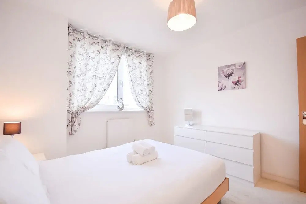 Town or Country - Splash Apartments
