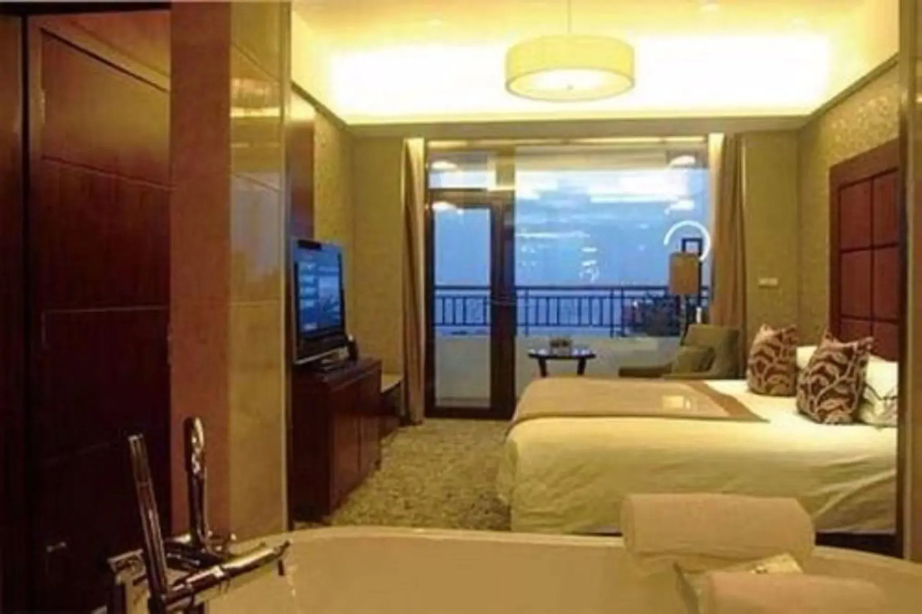 Qingdao Seaview Garden Hotel
