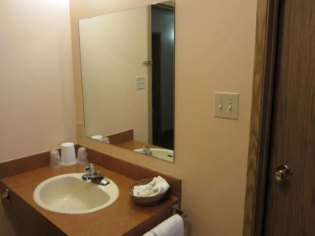 Northway Motor Inn