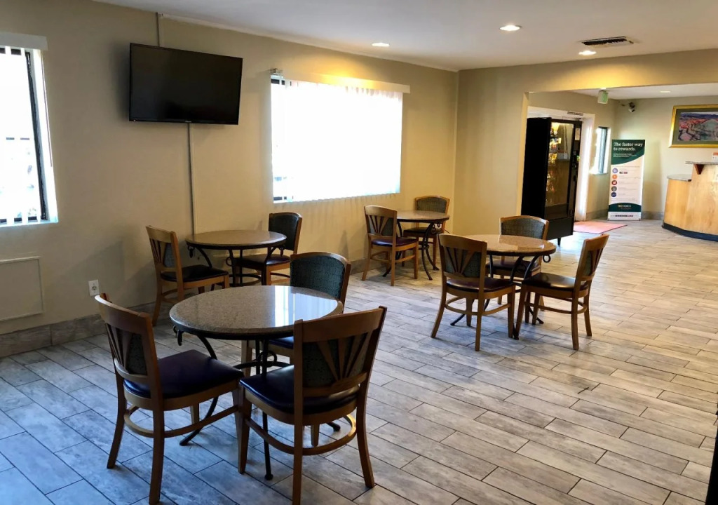 Sutter Inn