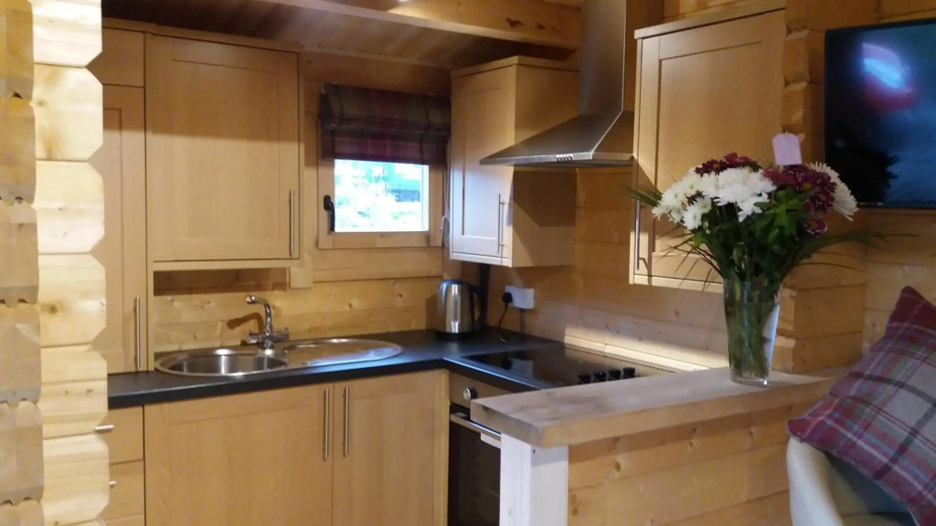 Lochinvar Log Cabin