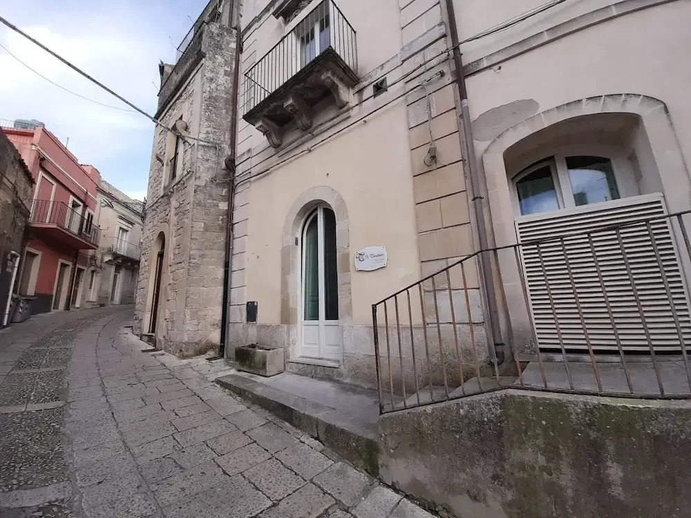 Cozy Holiday Home in Ragusa Ibla near Town Center