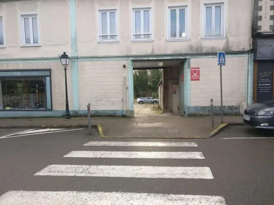 SAINTVAL4YOU maison de charme au centre avec jardin, P 1 voiture gratuit