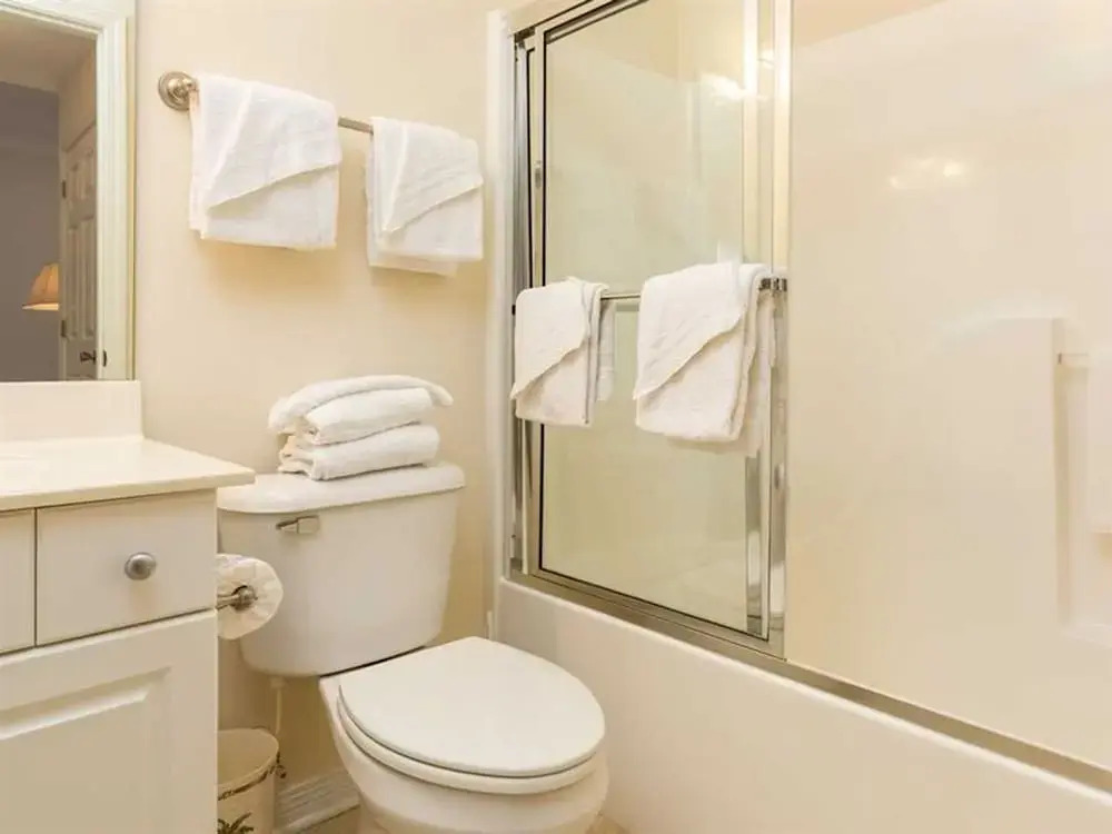 Navy Cove Harbor by Meyer Vacation Rentals