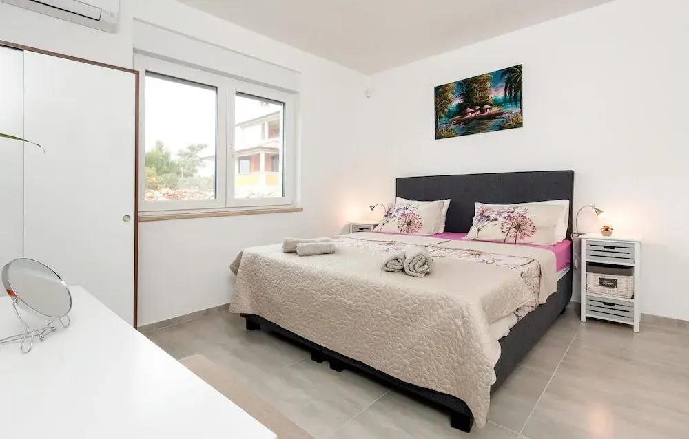 Amazing Home In Fazana