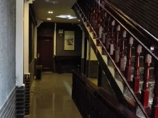 Changshou Hotel