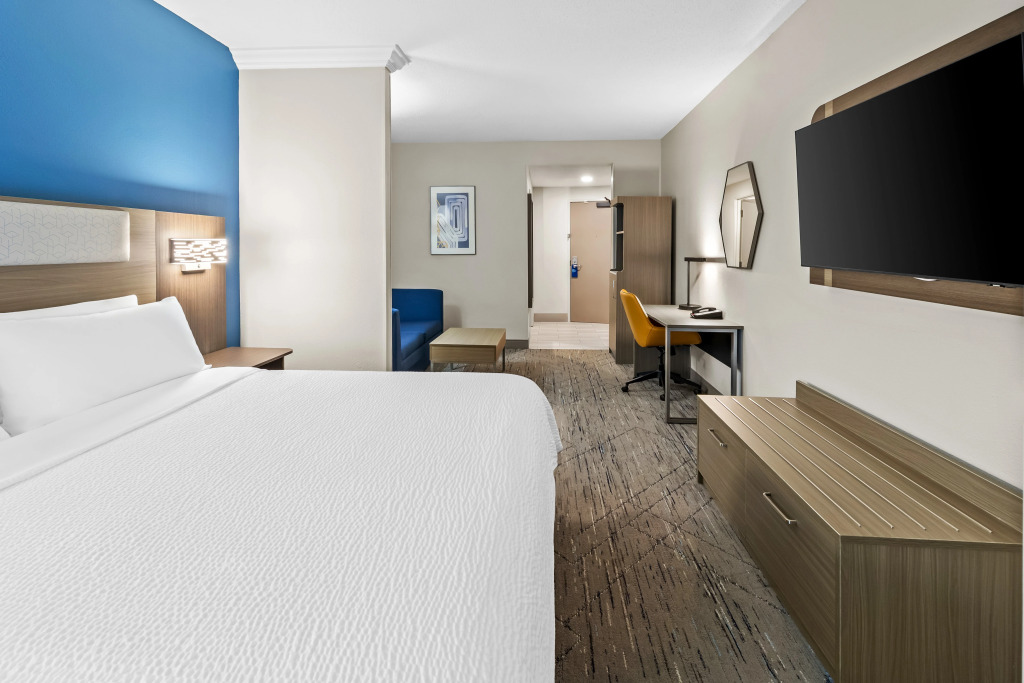 Holiday Inn Express & Suites Hebron - Cincinnati Airport by IHG