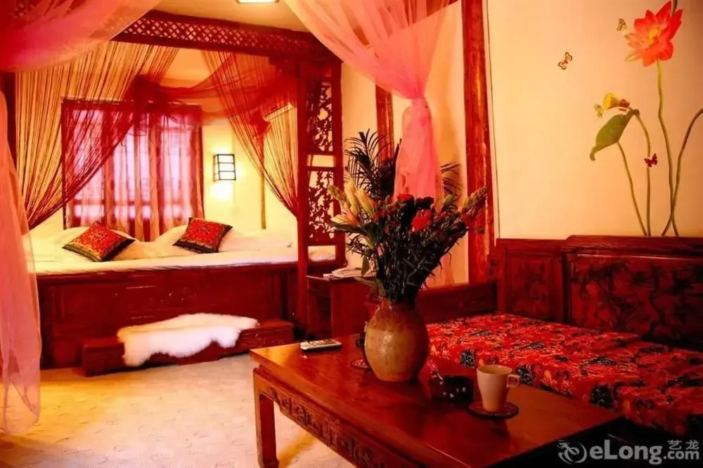 Time Theme Inn