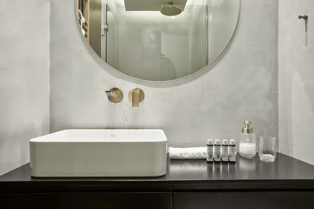 Patriarchou 4bd Art Deco Penthouse