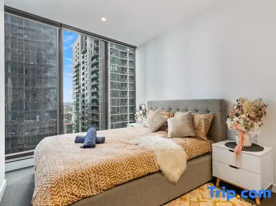 Unbeatable Convenience 2BR – SouthernCross CBD Gateway