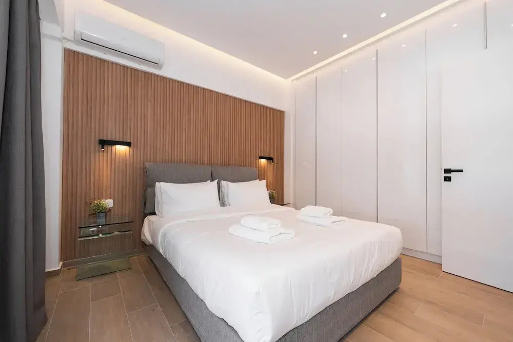 Stylish 1-Bedroom in the center, 4mins walk to Syntagma Square