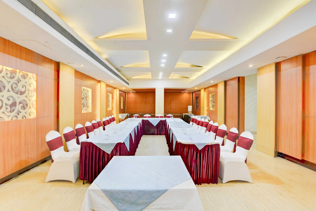 Palette Hotel Nisarga by CheckIn, Bhopal