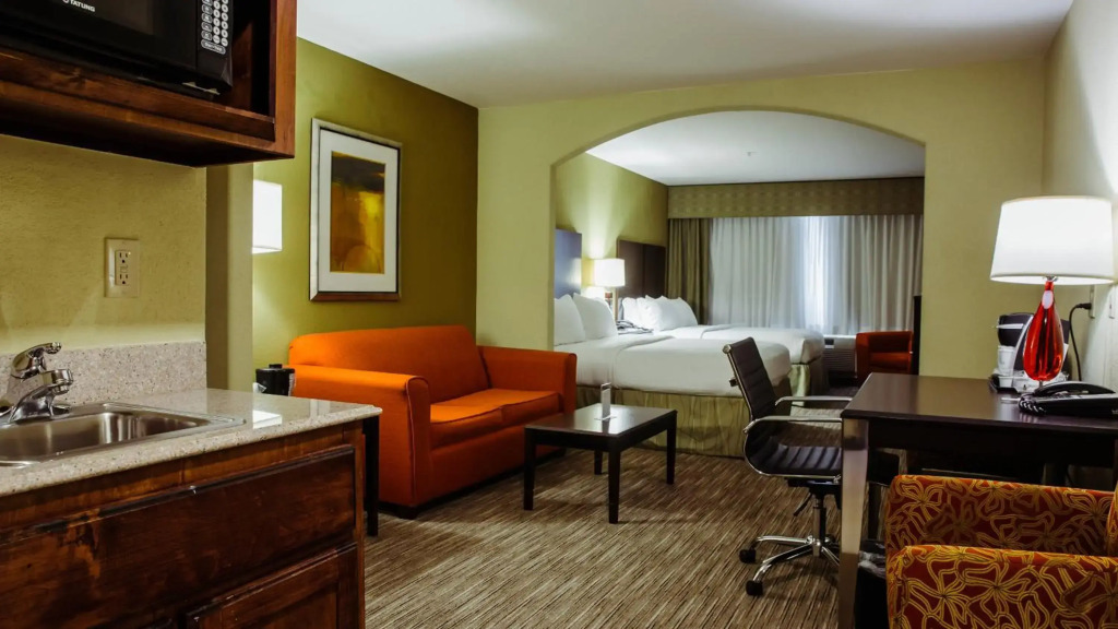 Holiday Inn Express Hotel & Suites Waller by IHG