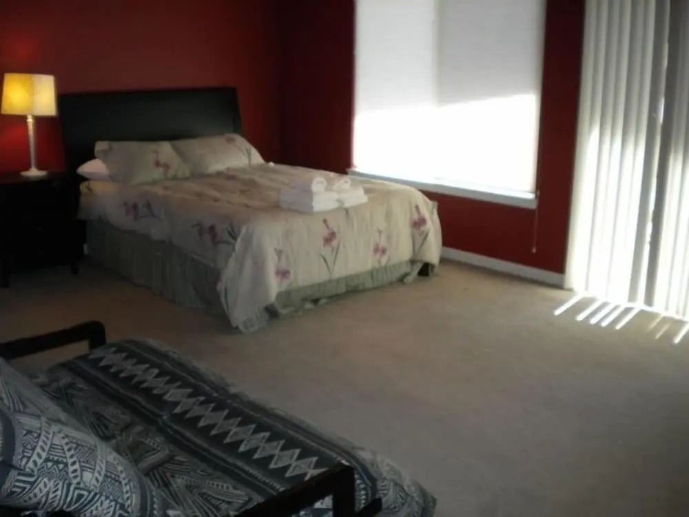 2728 Springwood Dr.