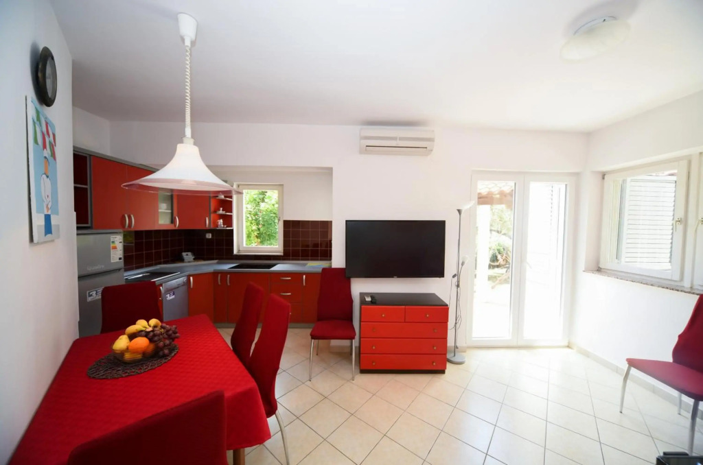 Apartments Dvori Novalja