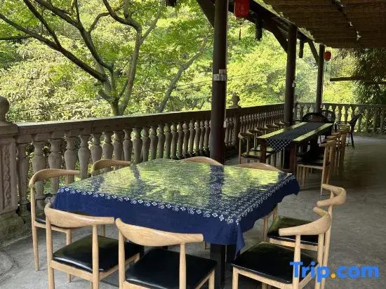 Xiushan Hotel
