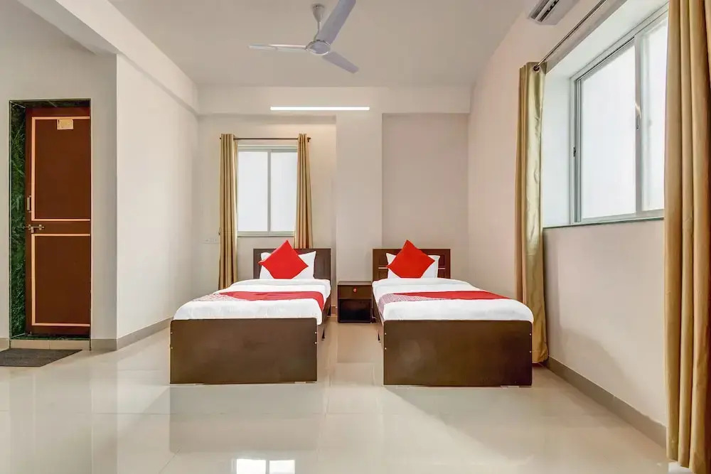 Ekab Hospitality by OYO Rooms