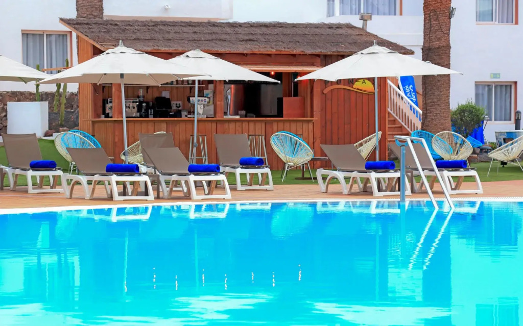 Отель BLUESEA Corralejo Village