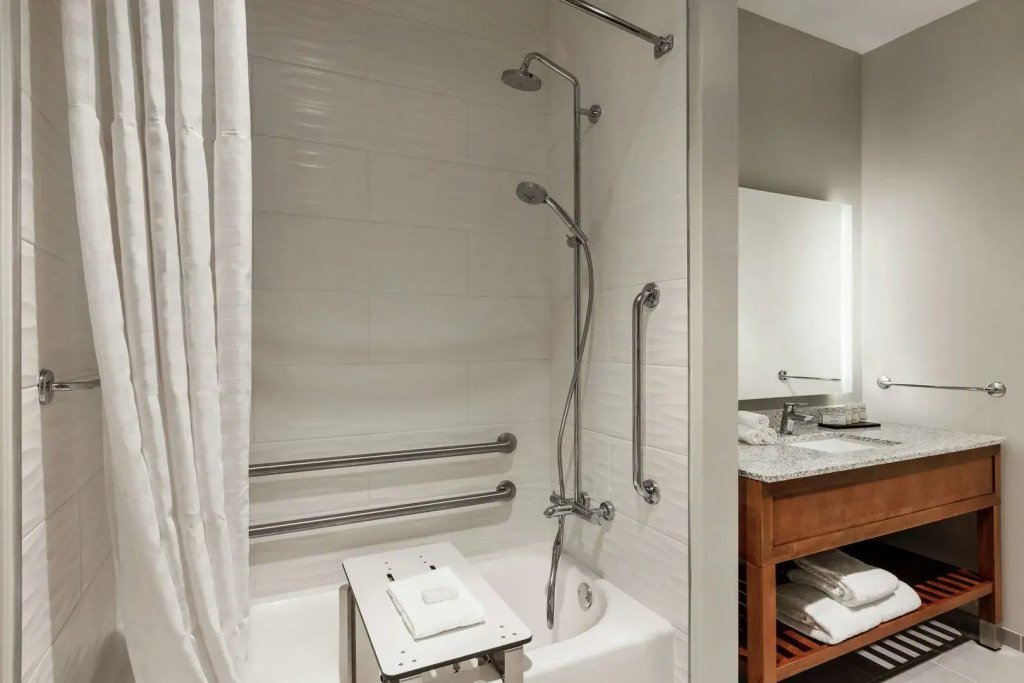 Embassy Suites By Hilton Sarasota