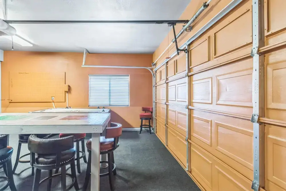 Beautiful Sunsets at 3BR Villa in Reno