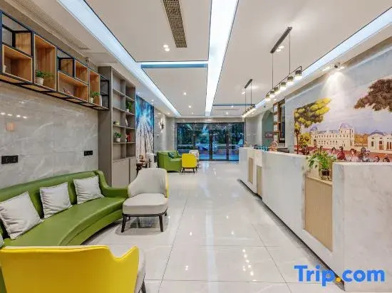 Vienna Classic Hotel (Fuzhou North Railway Station Plaza)