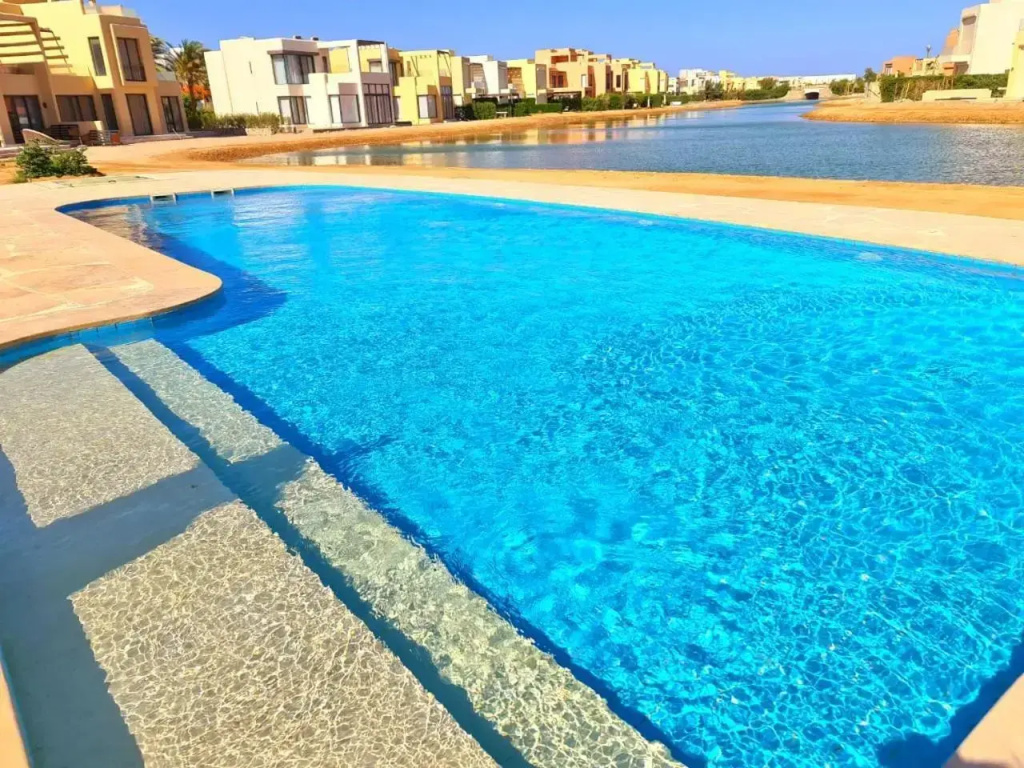 Luxury 3 bedrooms town house