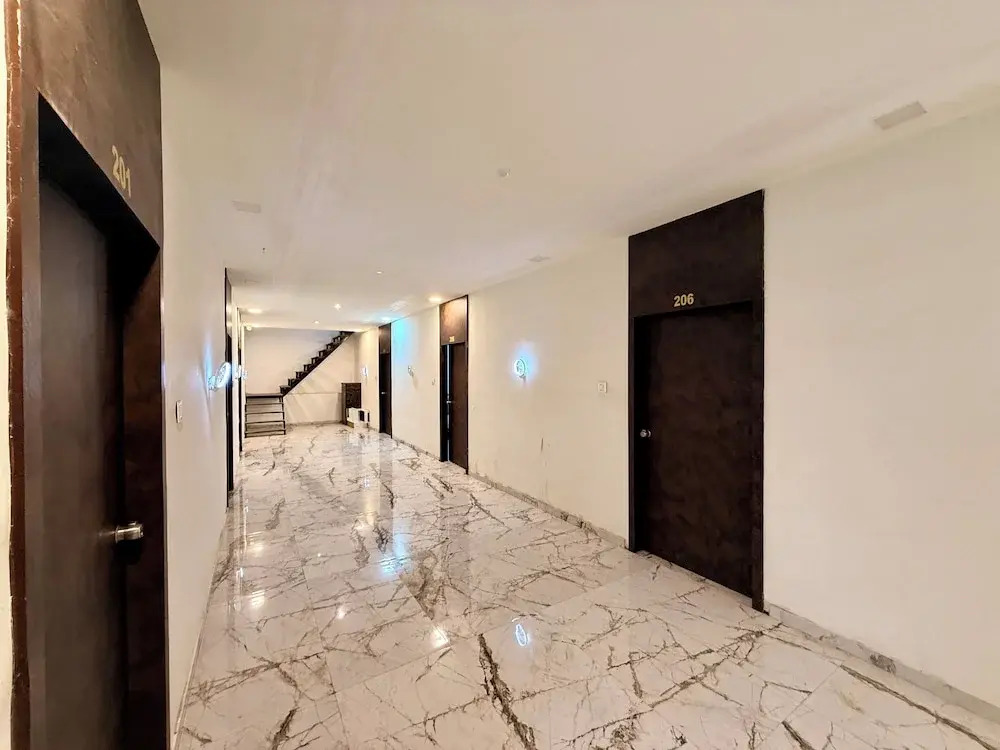 Hotel White Palace