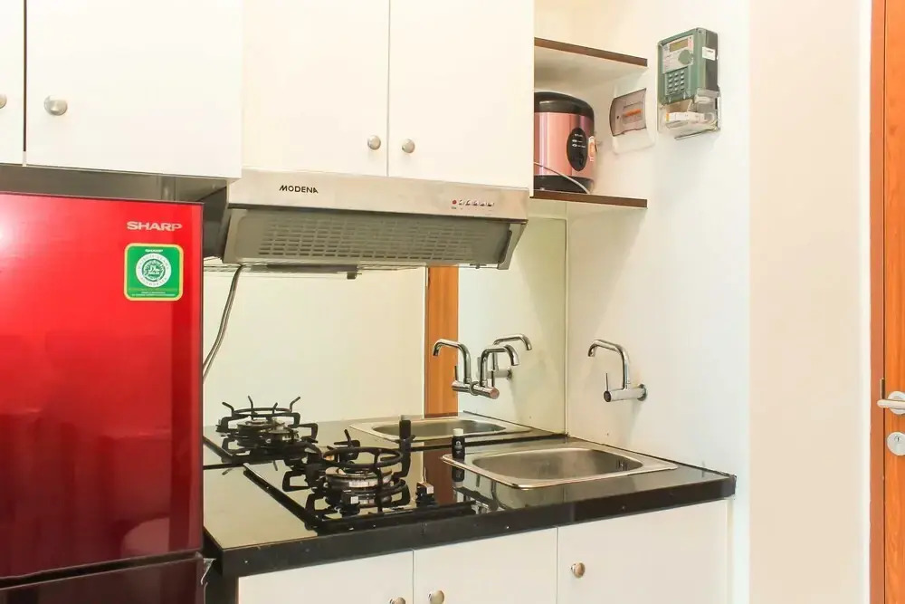 Simply Modern Classic 1Br Without Living Room At Grand Kamala Lagoon Apartment