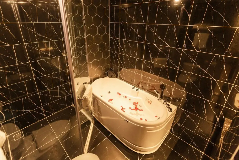 Hồng Vận Hotel