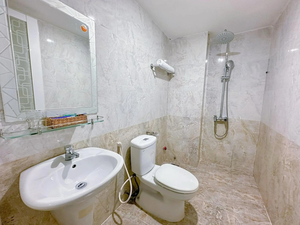 Gia Bảo 2 Hotel