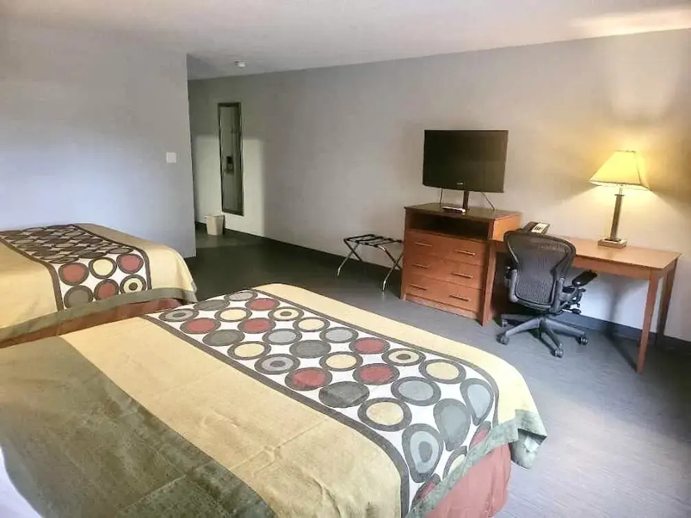 Travelodge by Wyndham Carlisle North