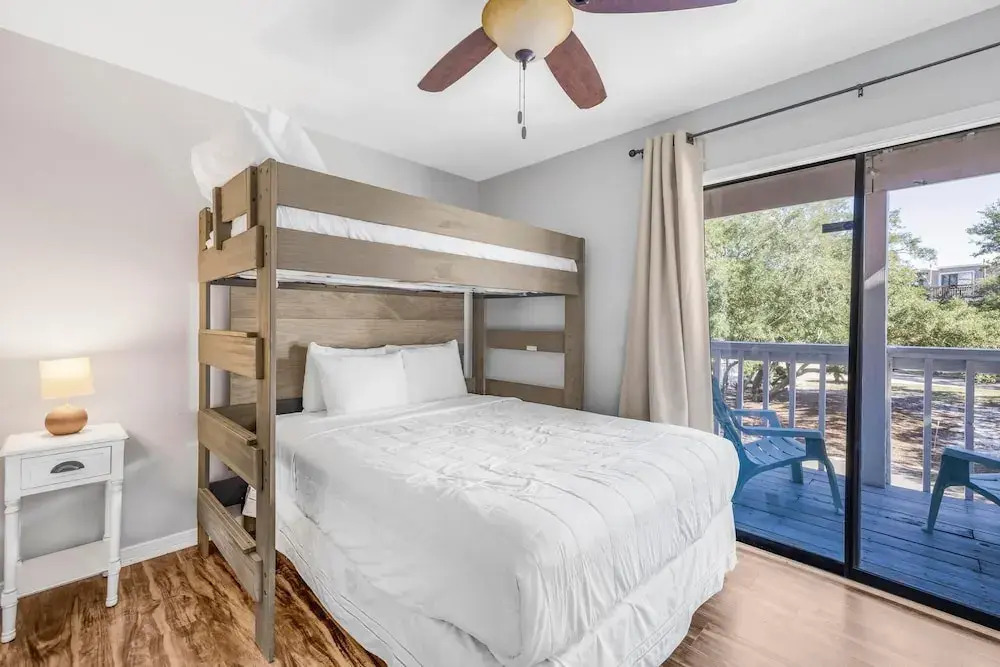 Romar Village 112