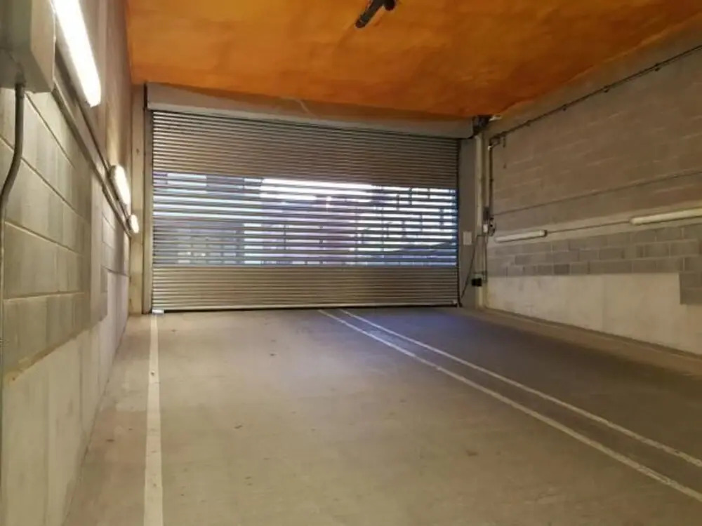 City Centre Hermitage 1 Bedroom Serviced Apartment + Parking