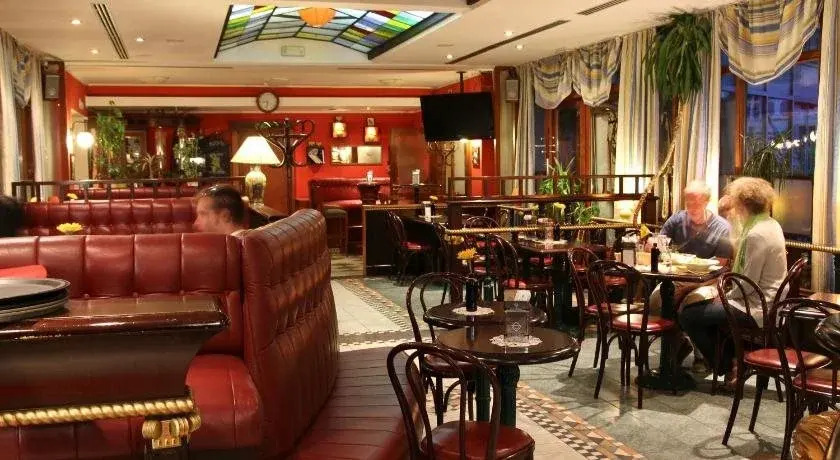 Hotel MANTOVA Vrhnika