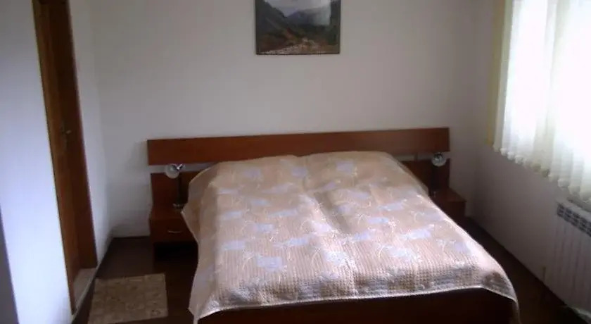 Stoyanova Guest House