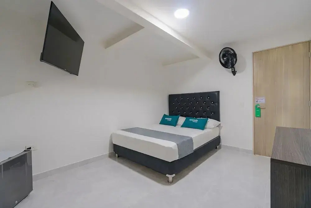 Hotel Ayenda Urbano 70 1260