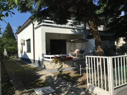 Nefelejcs Apartman