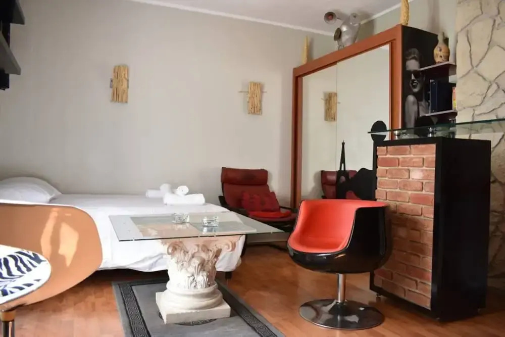 Bright Parisian Studio for 2