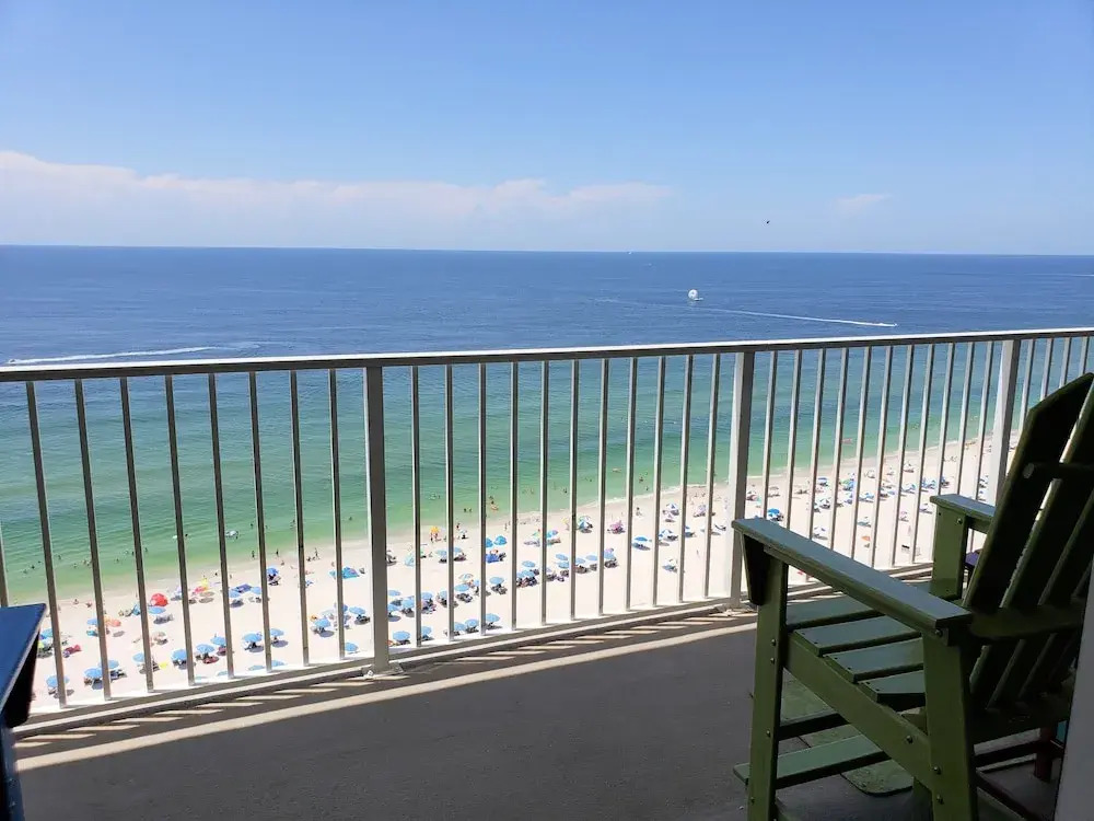 San Carlos 1604 - 3 Br Condo