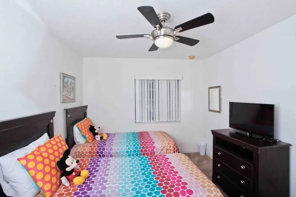 Crystal Cove 1056