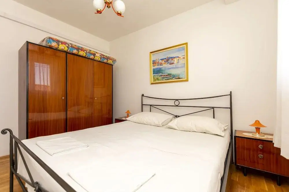 Apartments Mirja